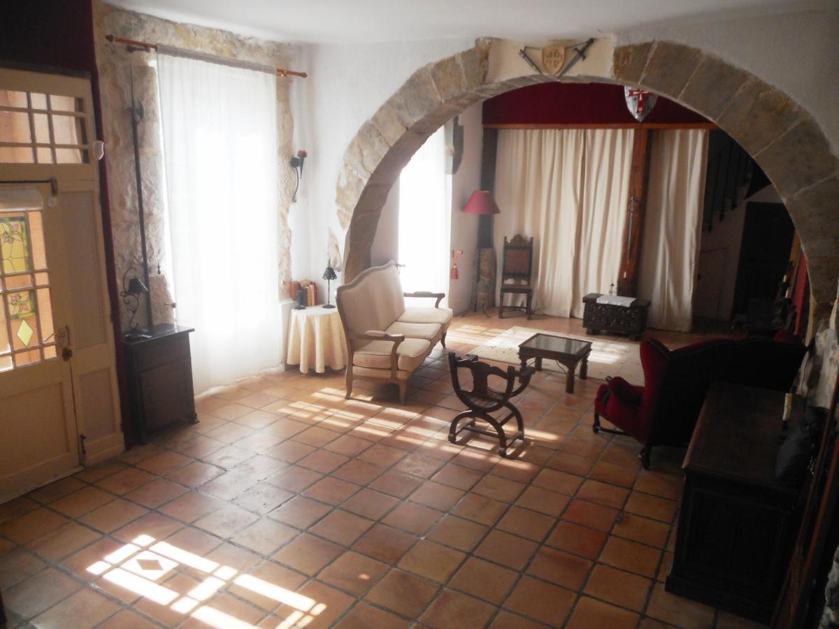 Logis De La Meschaussee, Dans Donjon Du Xie Siecle Canet Kültér fotó