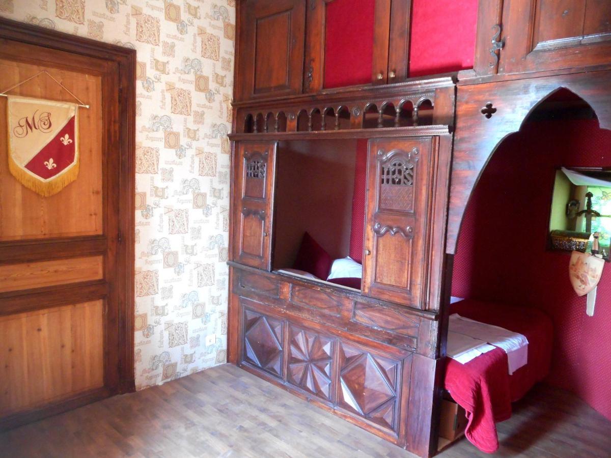 Logis De La Meschaussee, Dans Donjon Du Xie Siecle Canet Kültér fotó